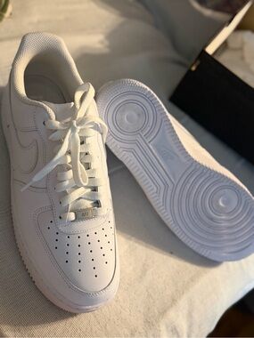 Nike White